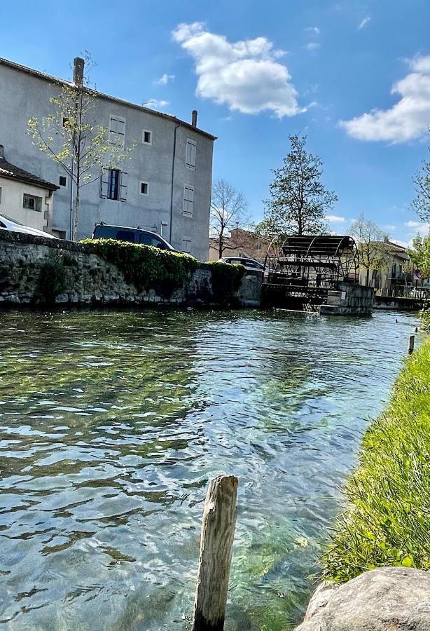 Apartamento Quai du Félibre LʼIsle-sur-la-Sorgue Exterior foto